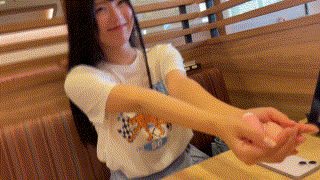 esdx082【HINA】美木ひなの エロGIF 1