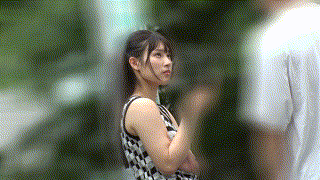 gesy067【生中2.5万 りえ】宮城りえ エロGIF 1