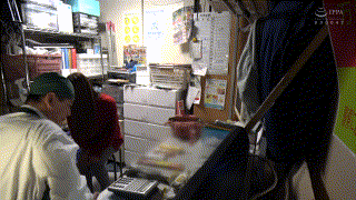 spes015【佳恋】山下佳恋 エロGIF 1