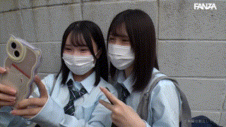smus046【あかり＆かな】由良かな｜皆瀬あかり エロGIF 1